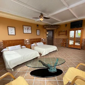 villa-la-alqueria.1costadelsol.com/